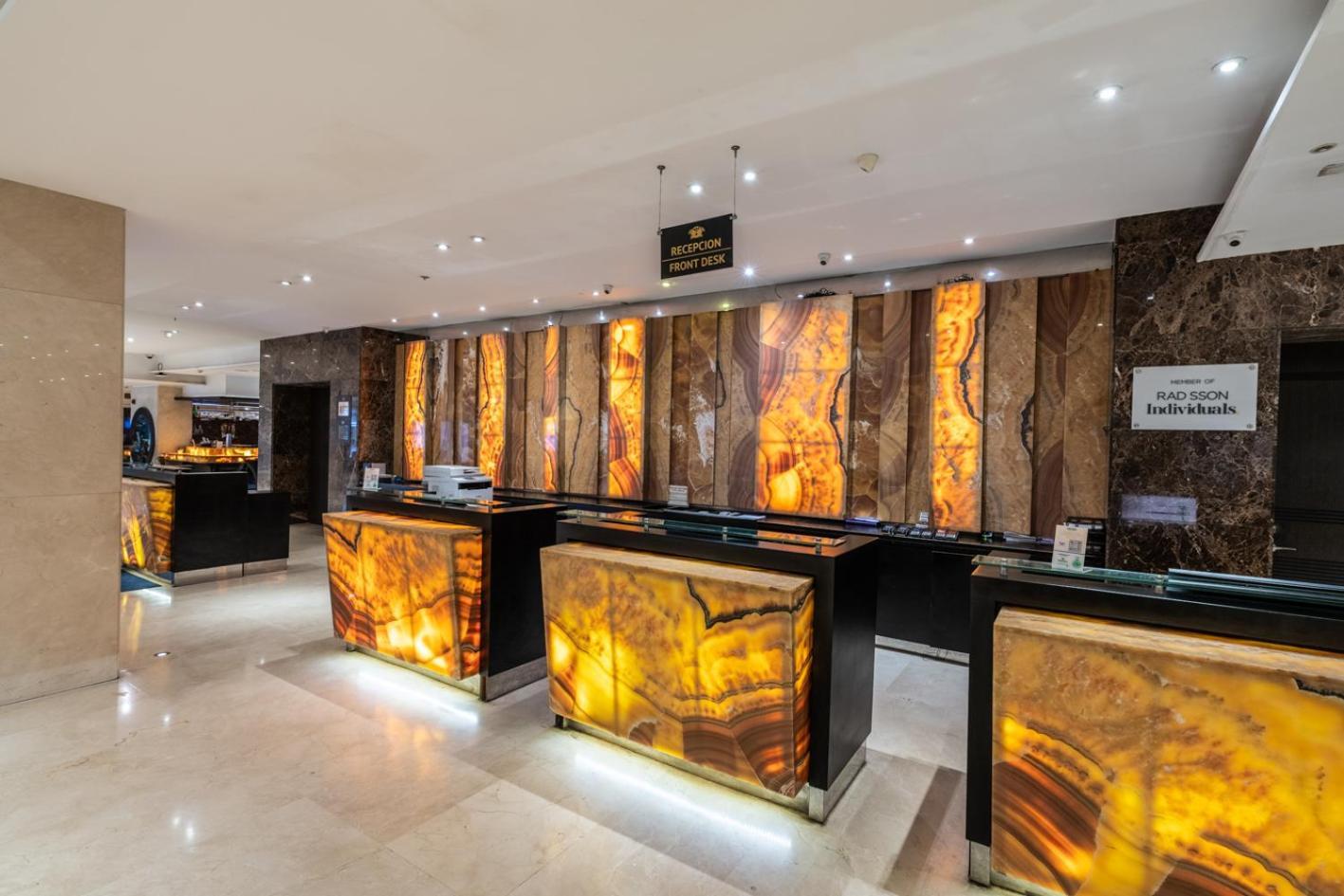 Hotel El Panama By Faranda Grand, A Member Of Radisson Individuals Buitenkant foto Reception desk