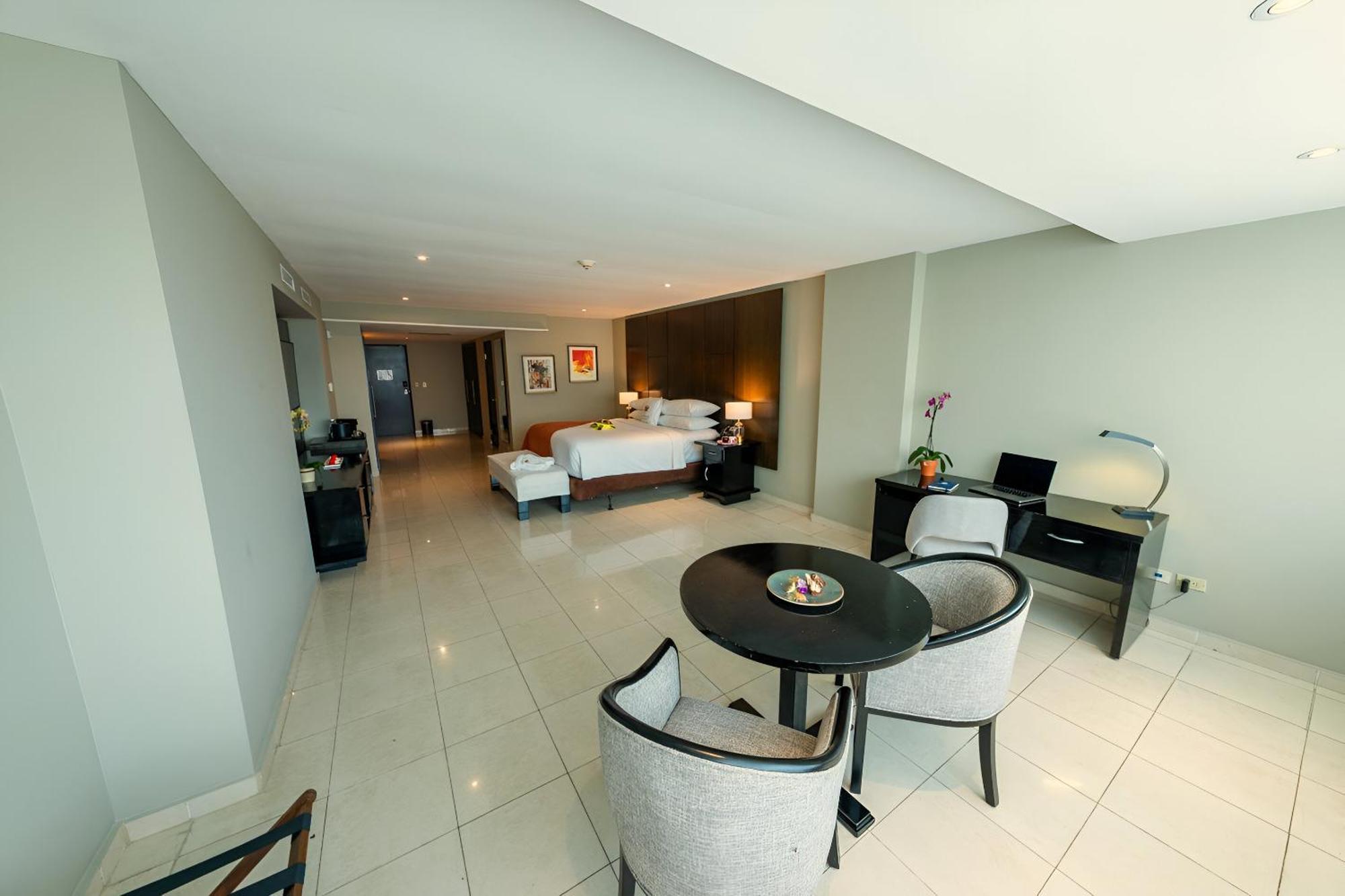 Hotel El Panama By Faranda Grand, A Member Of Radisson Individuals Buitenkant foto A suite at the hotel